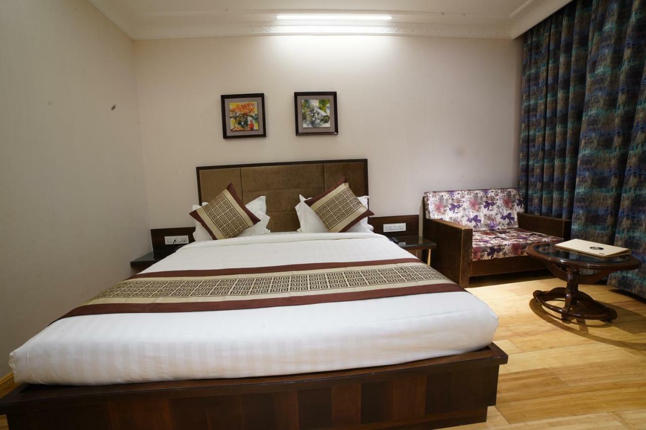 Hotel 18Keys Bhopal Exterior foto